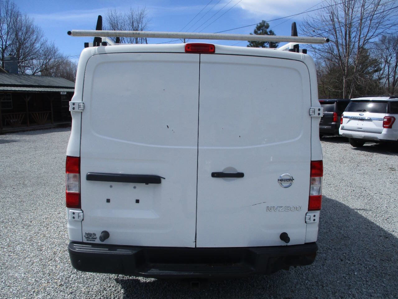 Used 2020 Nissan NV 2500 SV image 4