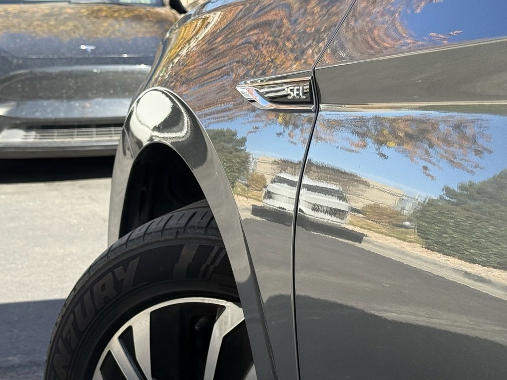 Used 2020 Volkswagen Jetta SEL Premium image 37