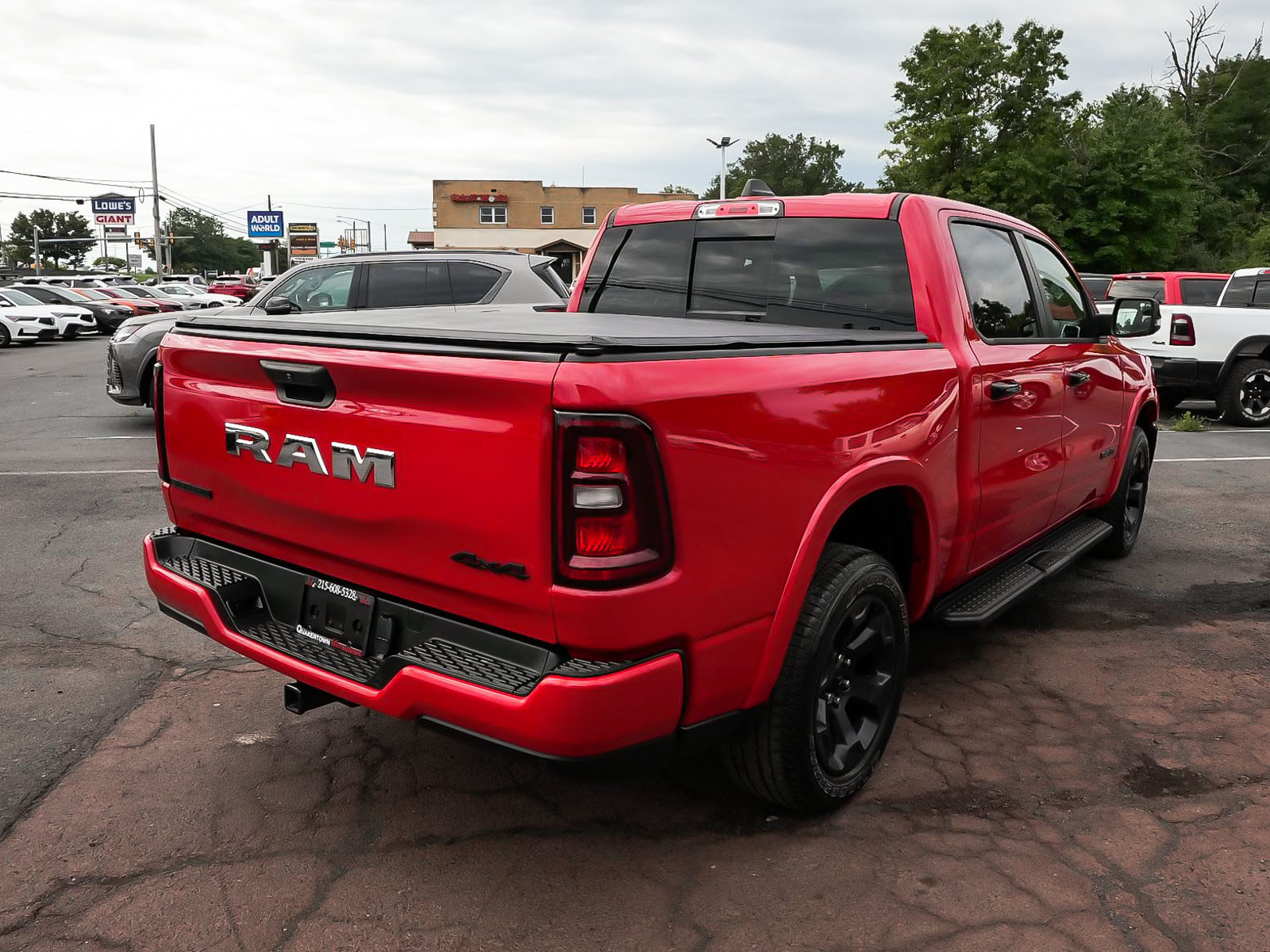 Used 2025 RAM 1500 Big Horn AWD/4WD image 6