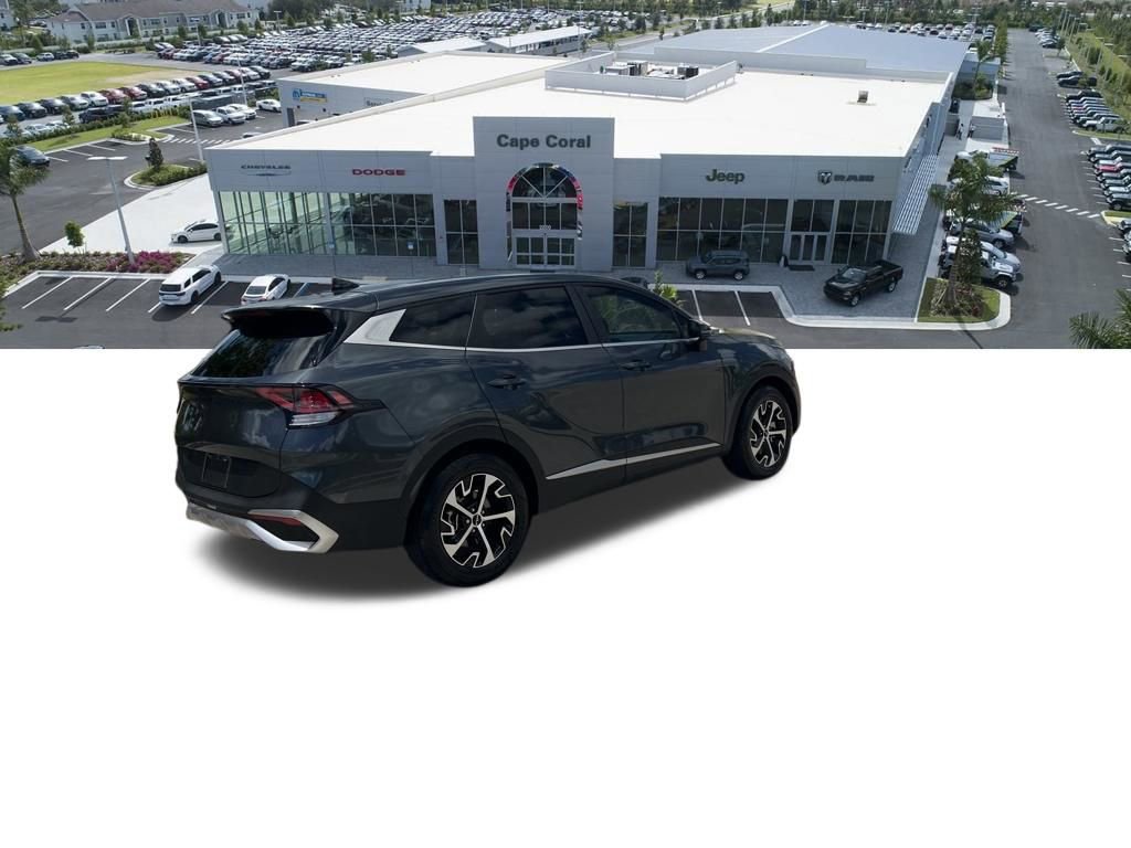 Used 2023 Kia Sportage EX image 18