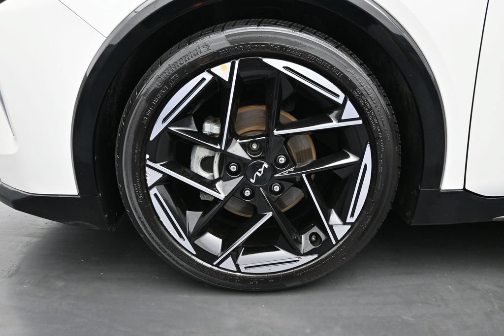 Used 2025 Kia K4 GT-Line w/ GT-Line Premium Package FWD image 2