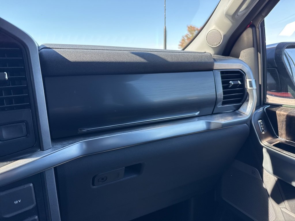 Used 2023 Ford F150 Lariat w/ Equipment Group 502A High image 18