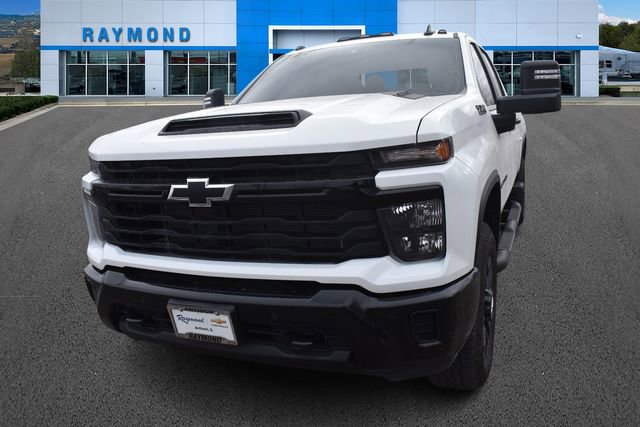 Used 2025 Chevrolet Silverado 2500 Custom w/ Custom Value Package image 7