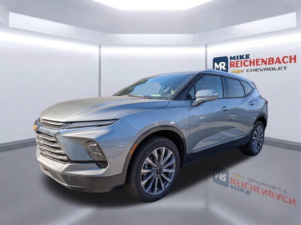 New 2025 Chevrolet Blazer Premier w/ Driver Confidence II Package FWD image 9