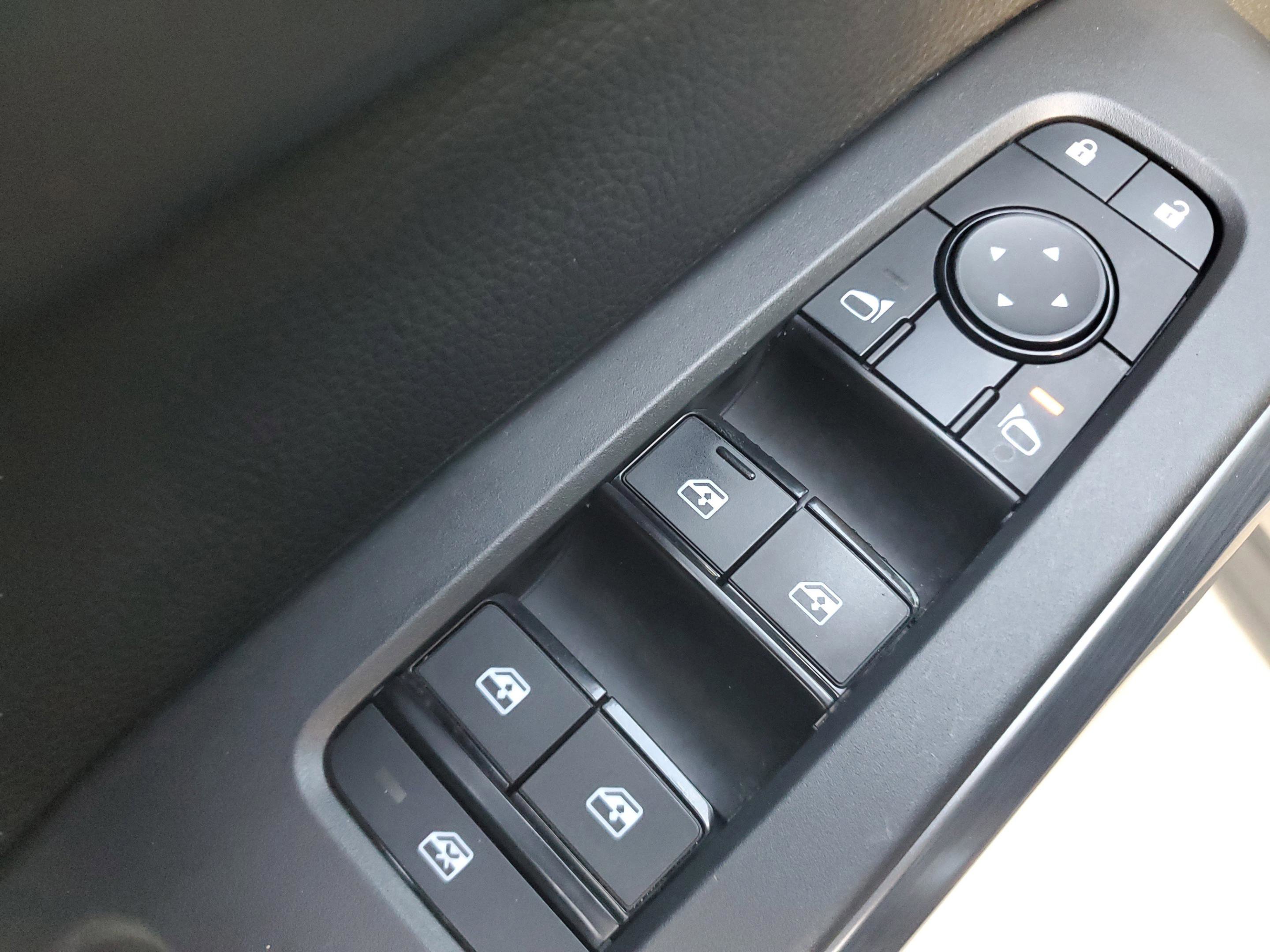 Used 2024 Nissan Pathfinder Rock Creek AWD/4WD image 14