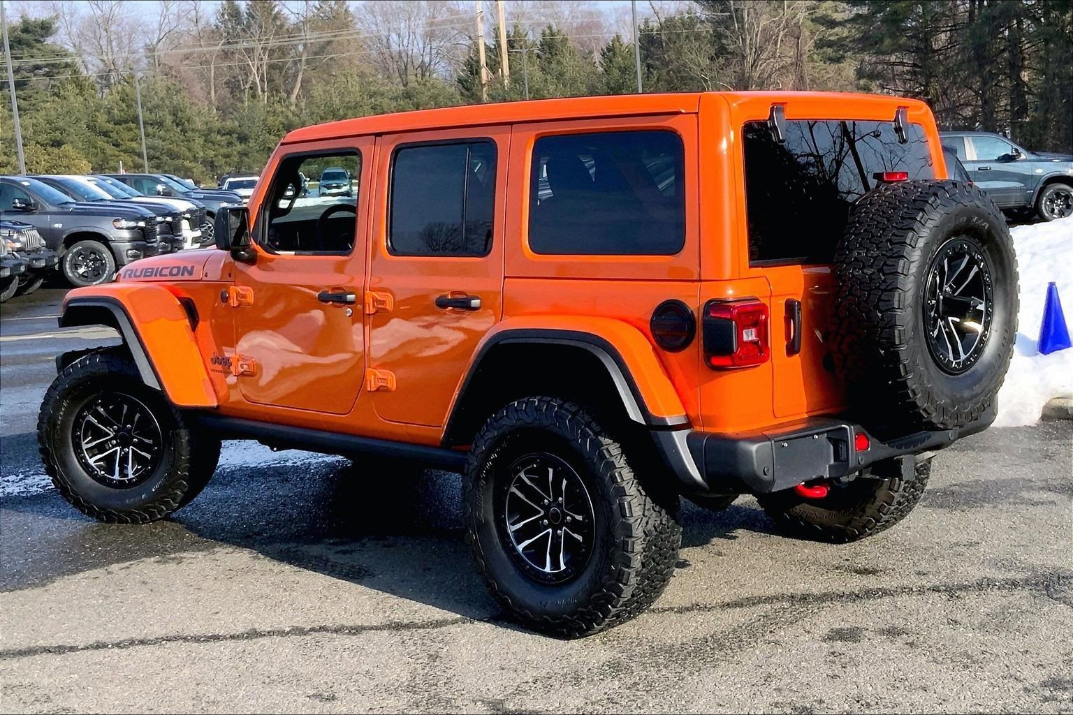 Certified 2025 Jeep Wrangler Unlimited Rubicon image 10