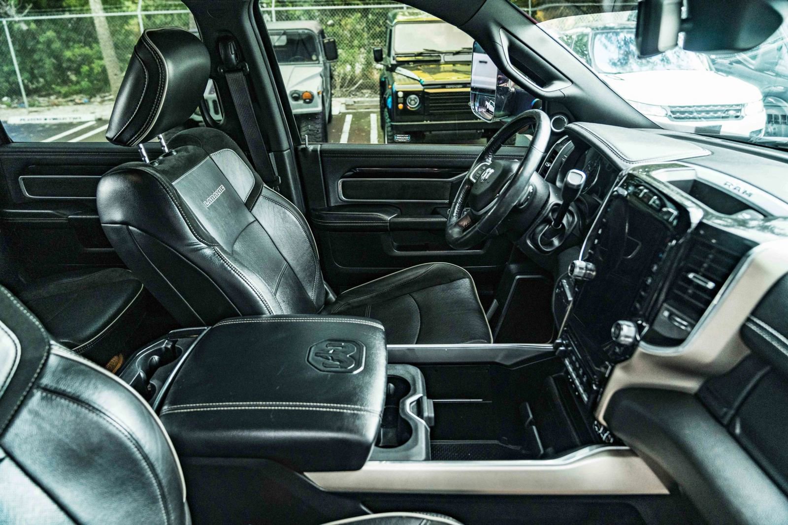 Used 2019 RAM 3500 Laramie image 22