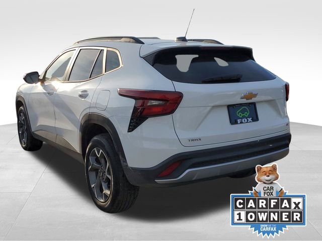 Certified 2024 Chevrolet Trax LT w/ Driver Confidence Package image 3