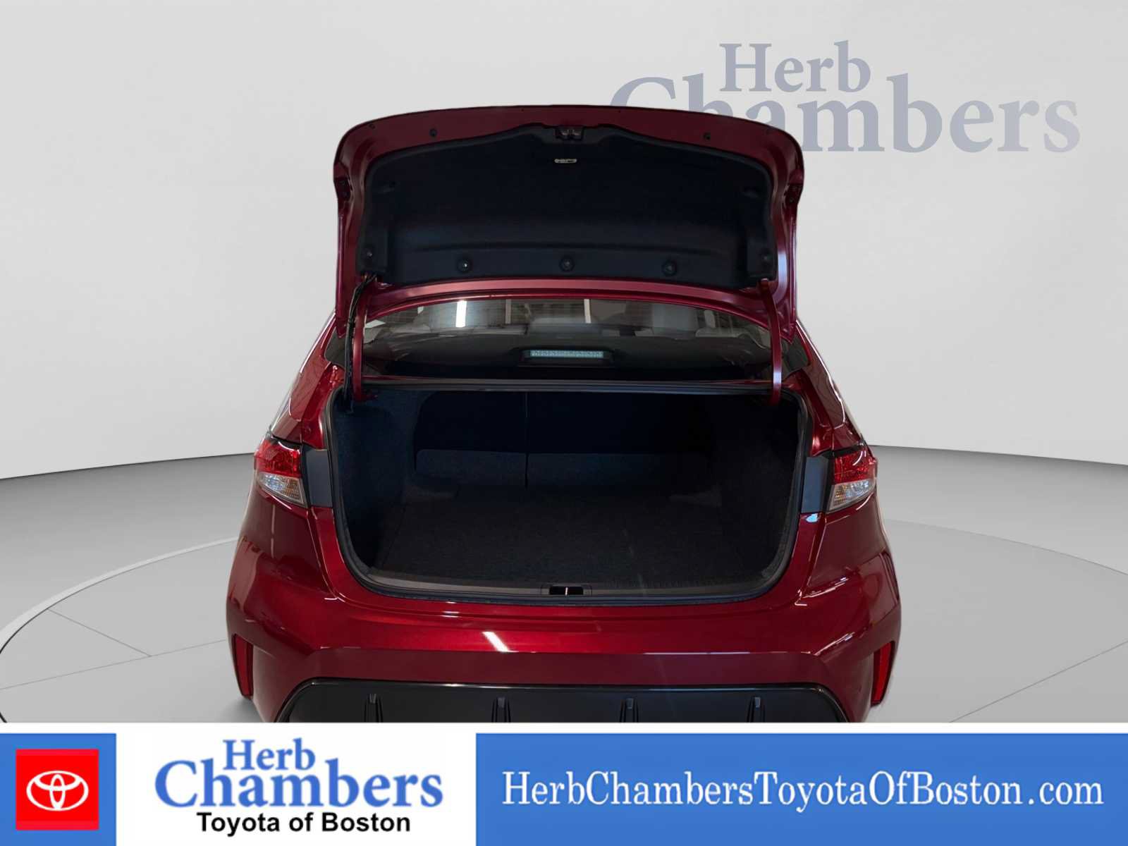 Used 2026 Toyota Corolla SE FWD image 4