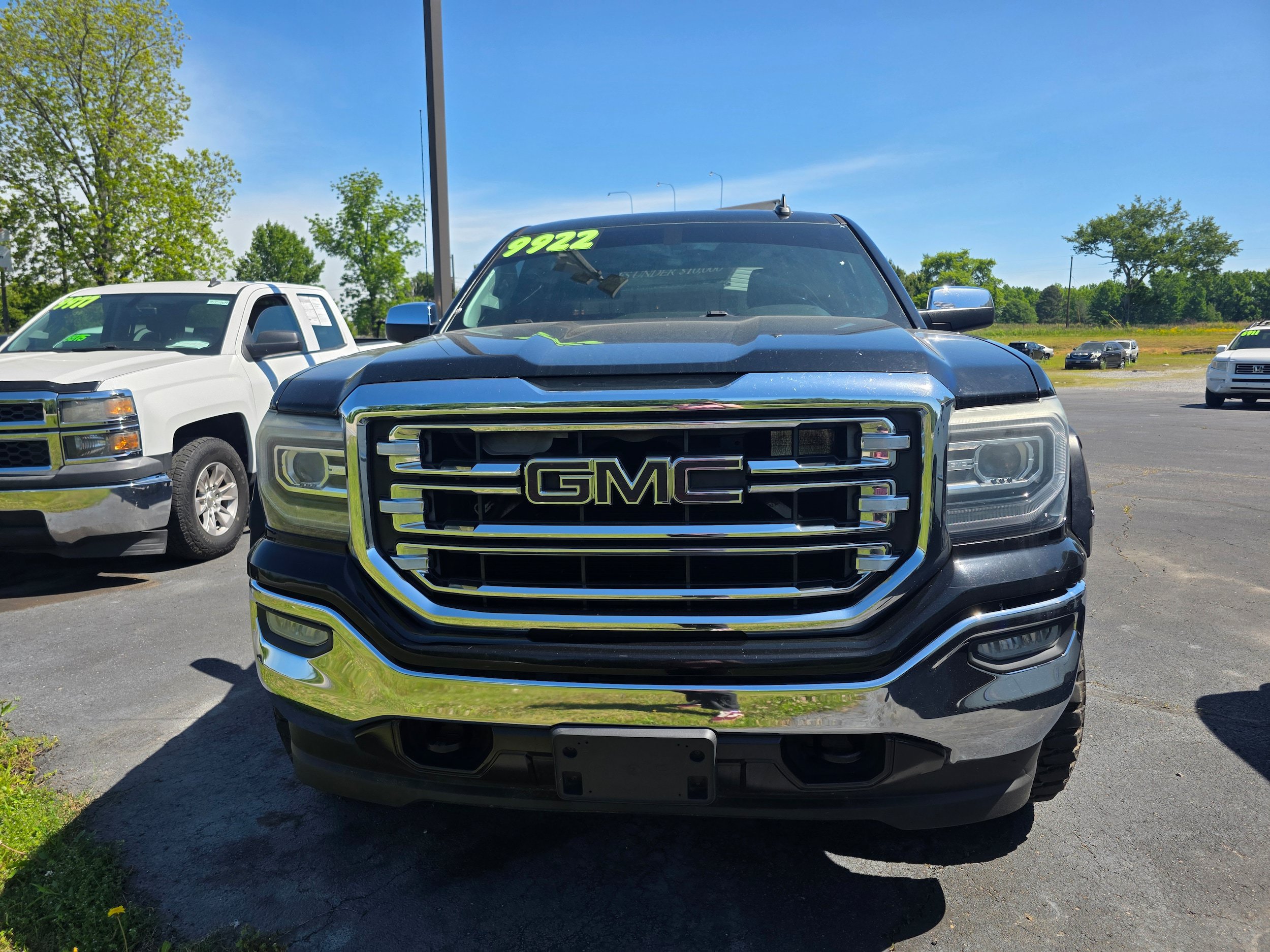 Used 2016 GMC Sierra 1500 SLT w/ SLT Premium Package AWD/4WD image 2