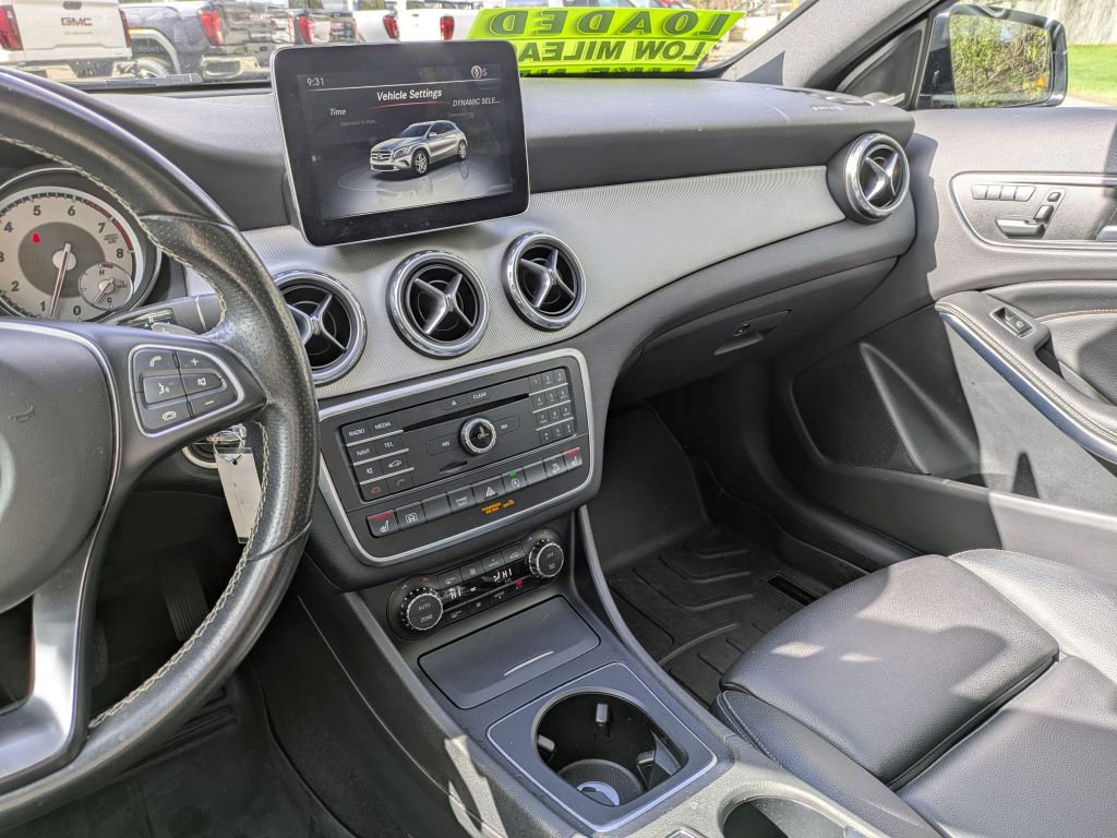 Used 2017 Mercedes-Benz GLA 250 4MATIC image 19