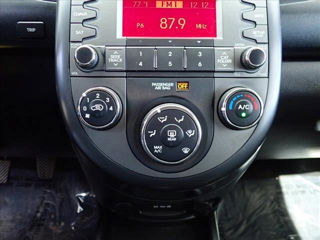 Used 2011 Kia Soul + w/ Audio Pkg image 19