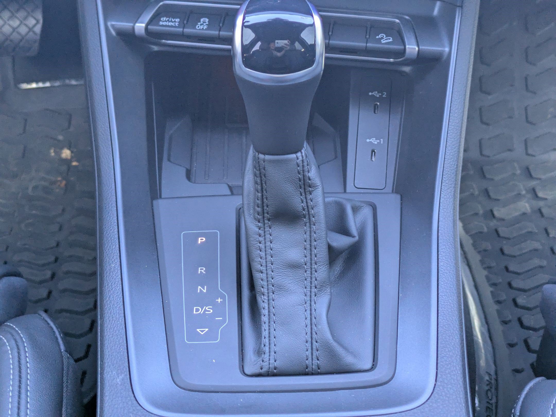 Used 2024 Audi Q3 2.0T Premium Plus w/ Premium Plus Package AWD/4WD image 25