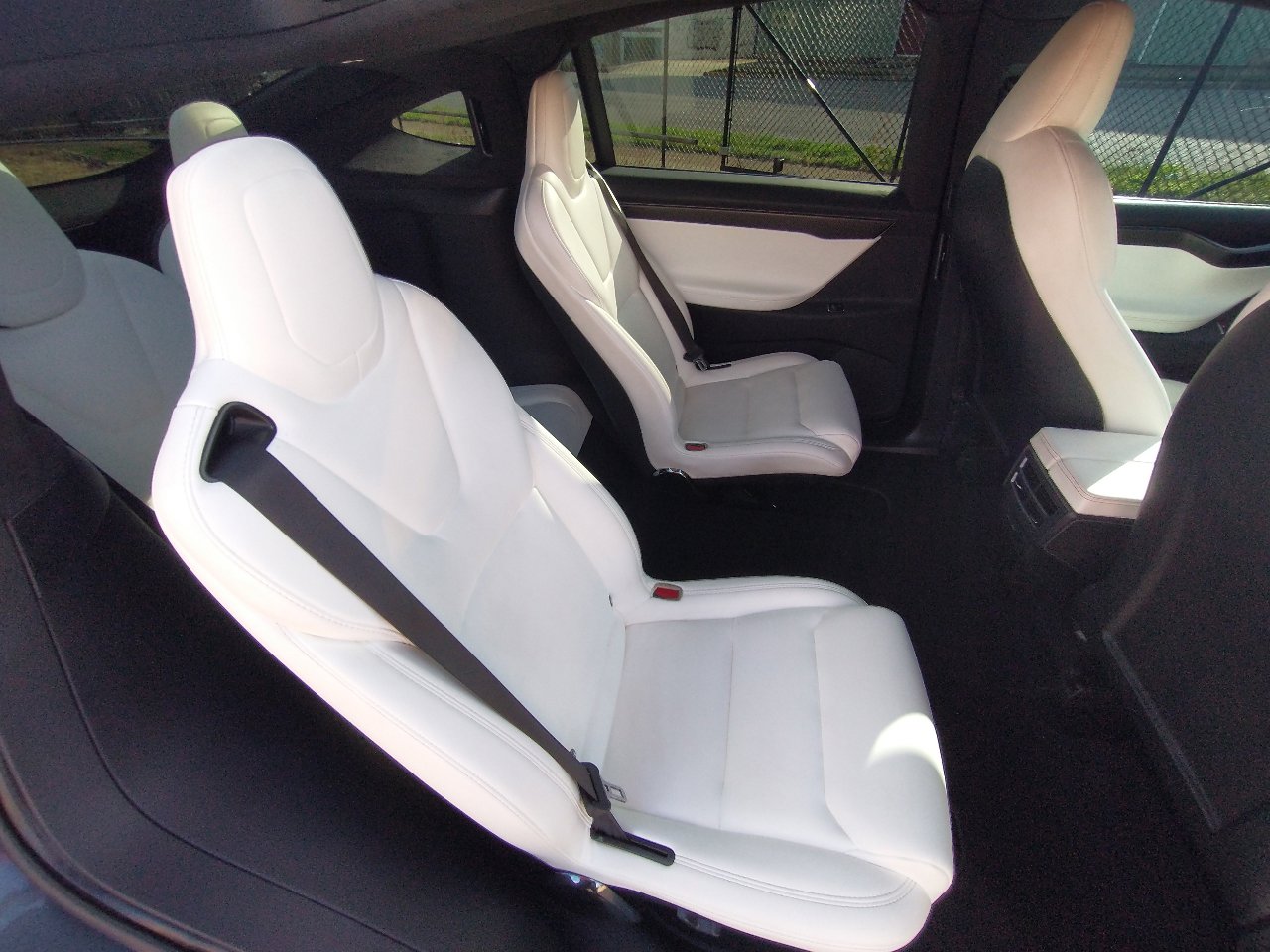 Used 2020 Tesla Model X Performance image 48