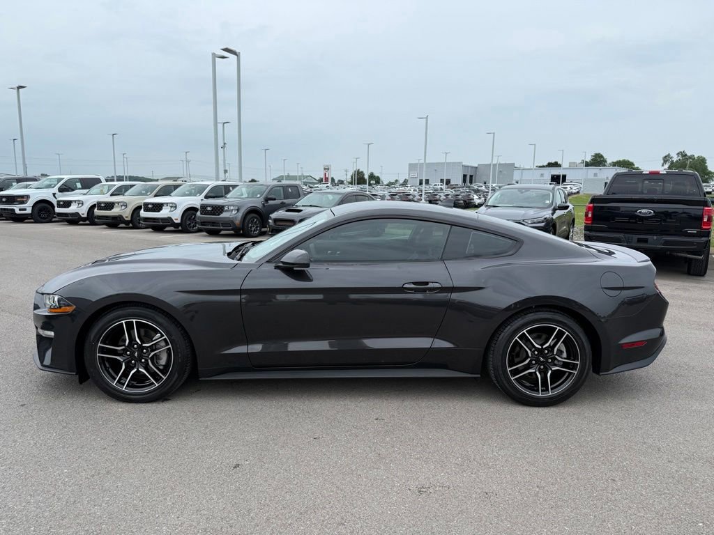 Used 2022 Ford Mustang Premium RWD image 30