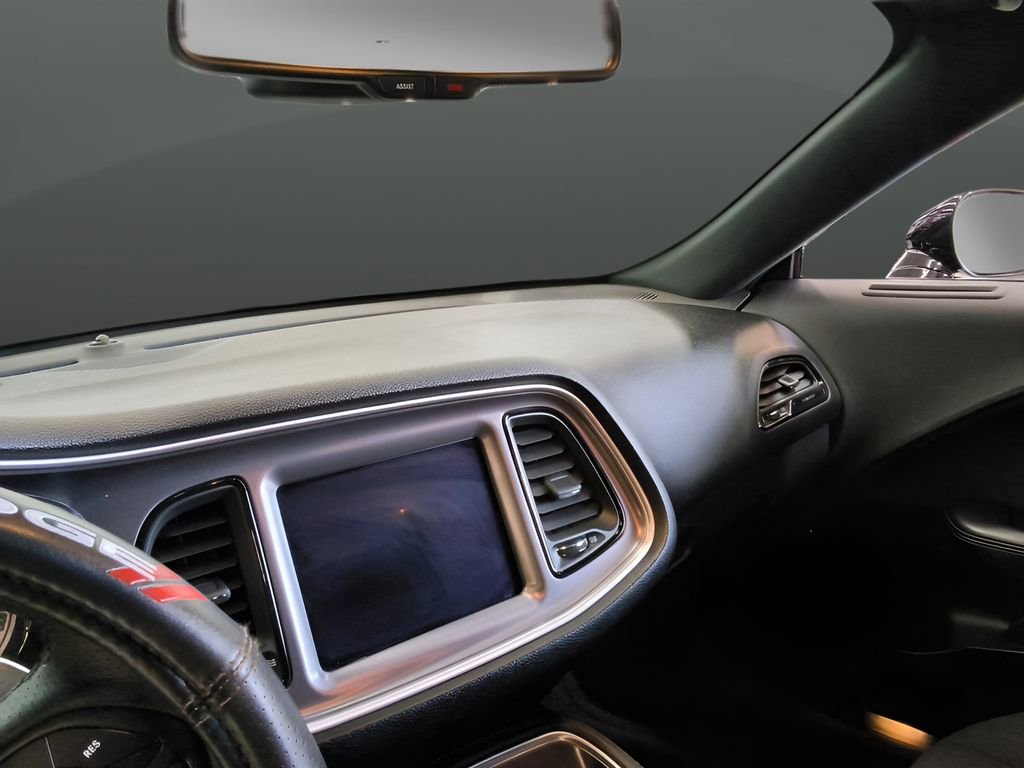 Used 2019 Dodge Challenger R/T Scat Pack w/ Shaker Package image 17