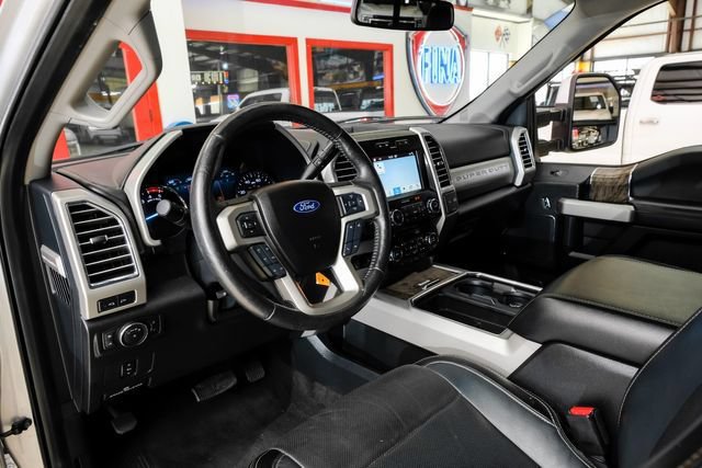 Used 2017 Ford F250 Lariat w/ Lariat Value Package AWD/4WD image 5