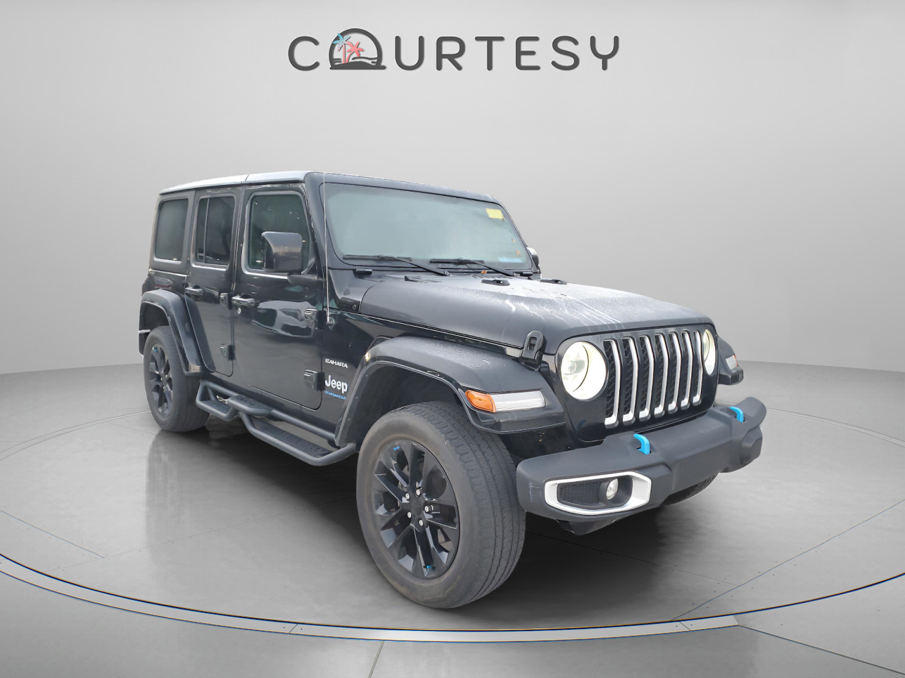 Certified 2023 Jeep Wrangler Sahara image 5