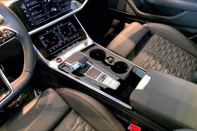Certified 2025 Audi RS 6 performance w/ Executive Package image 25