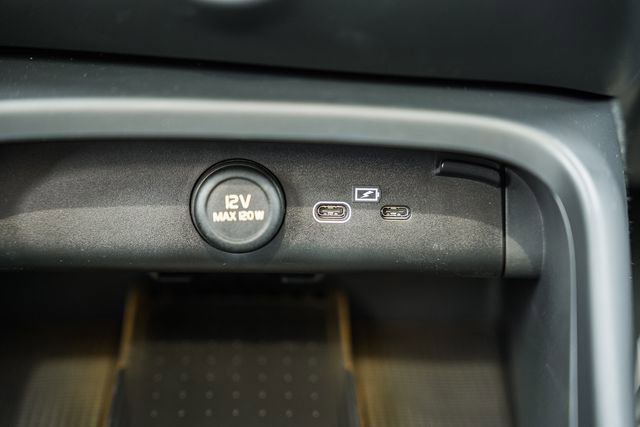 New 2026 Volvo XC40 B5 Plus w/ Climate Package image 25