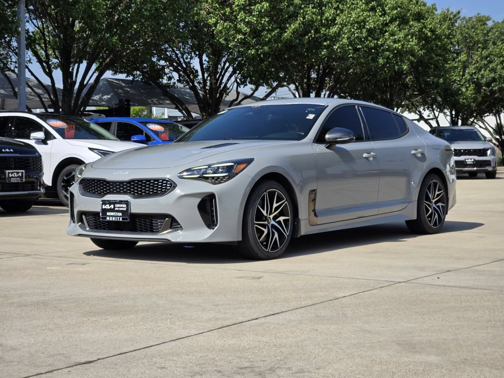 Certified 2022 Kia Stinger GT-Line AWD/4WD image 2