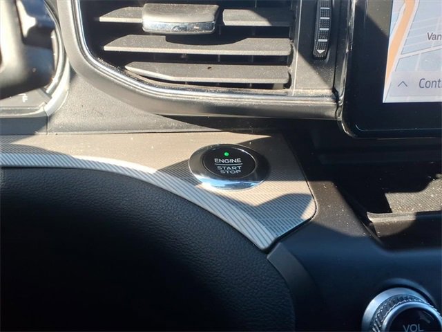 Used 2020 Ford Explorer XLT w/ Equipment Group 202A image 18