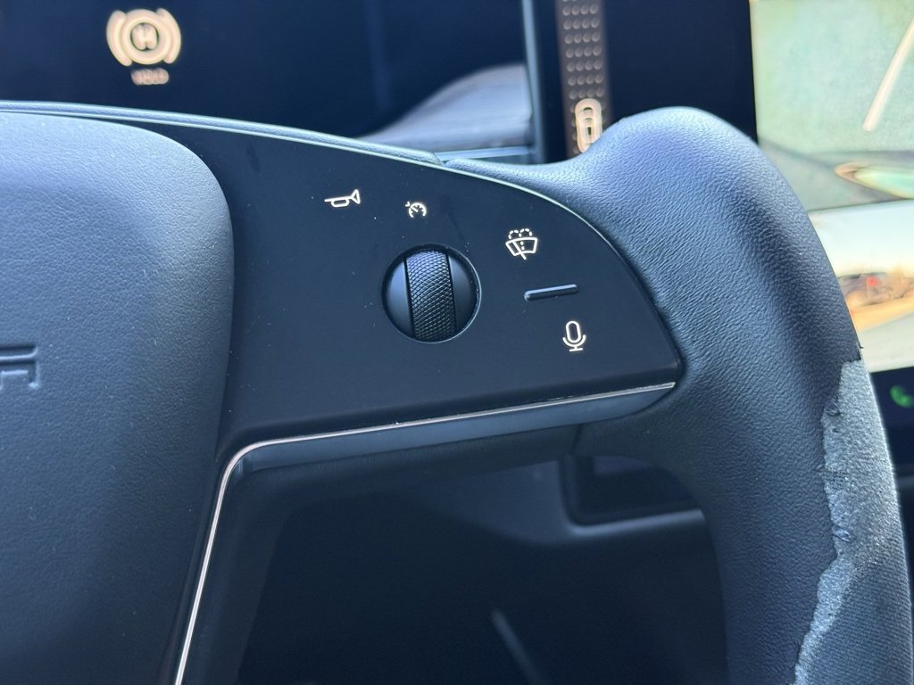 Used 2021 Tesla Model S Plaid image 16