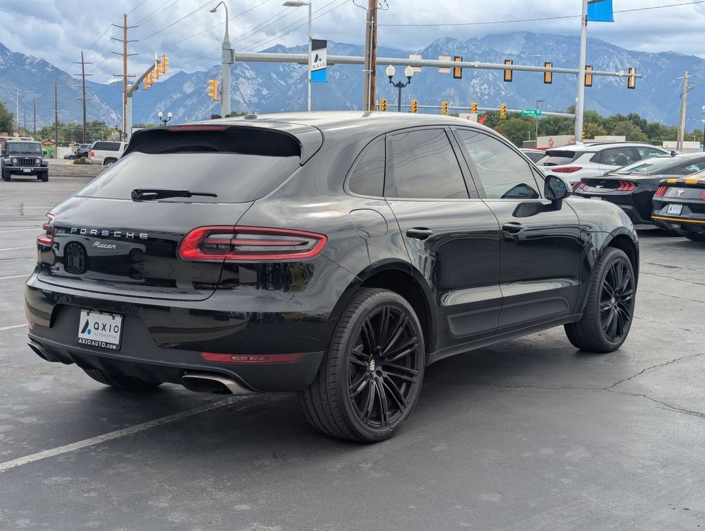 Used 2018 Porsche Macan AWD/4WD image 4