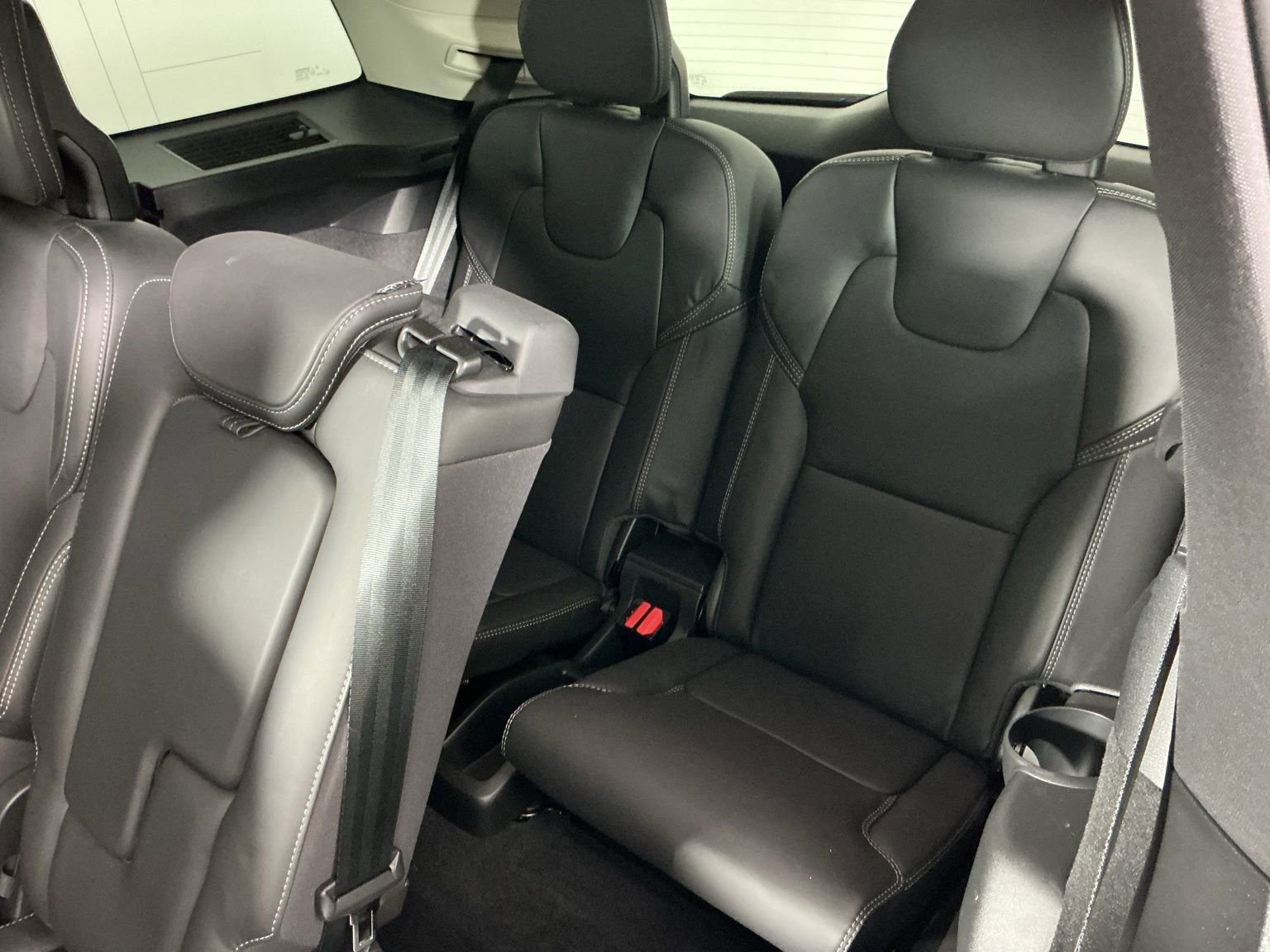 Used 2024 Volvo XC90 B6 Ultimate image 20