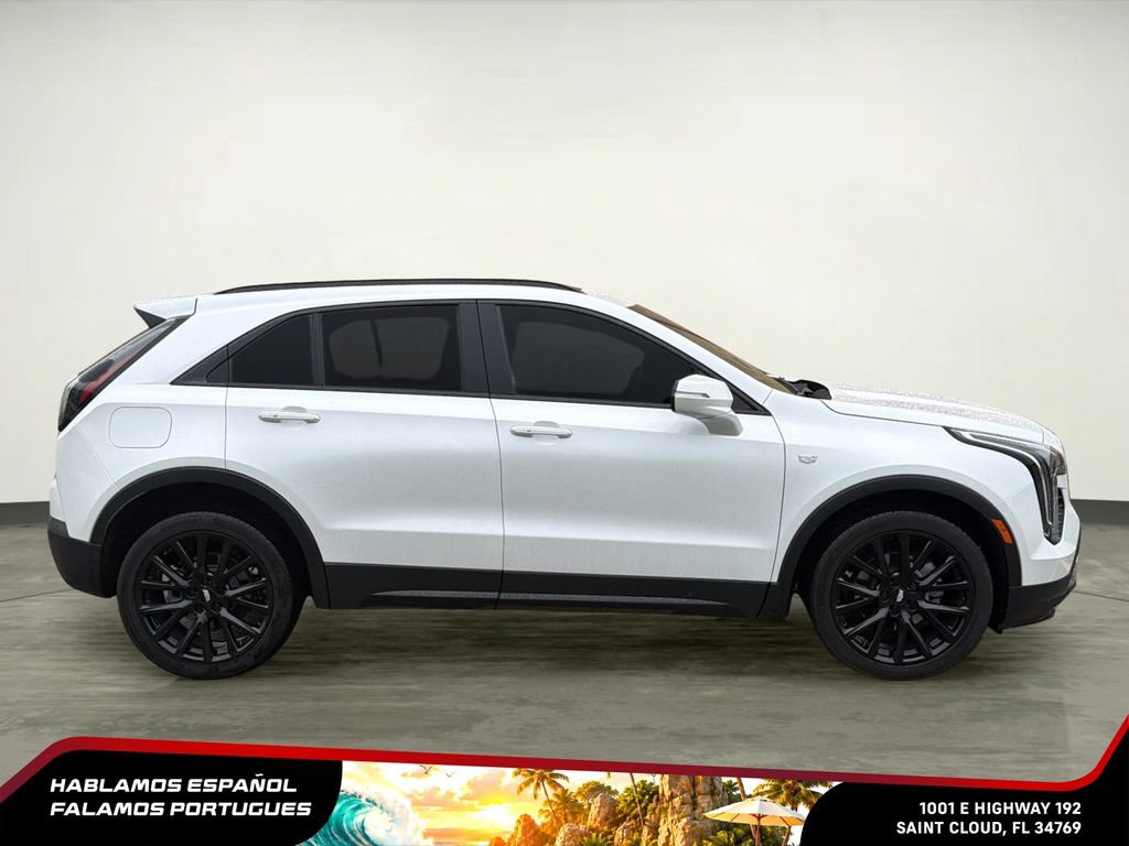 Certified 2022 Cadillac XT4 Sport w/ LPO, ONYX Package FWD image 7