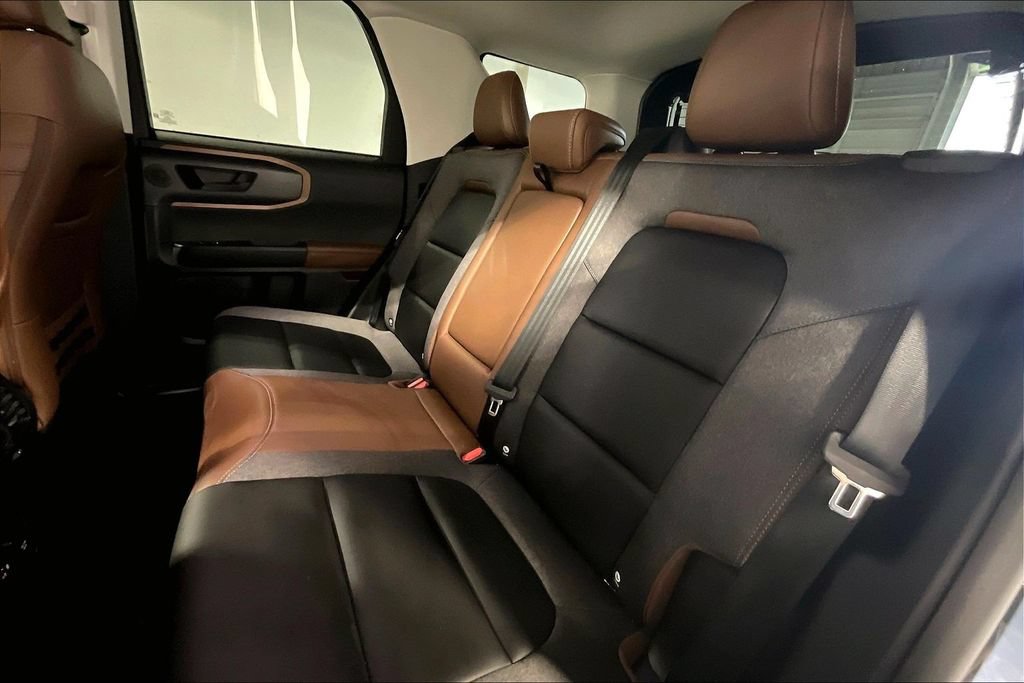 Used 2024 Ford Bronco Sport Outer Banks w/ Tech Package AWD/4WD image 32
