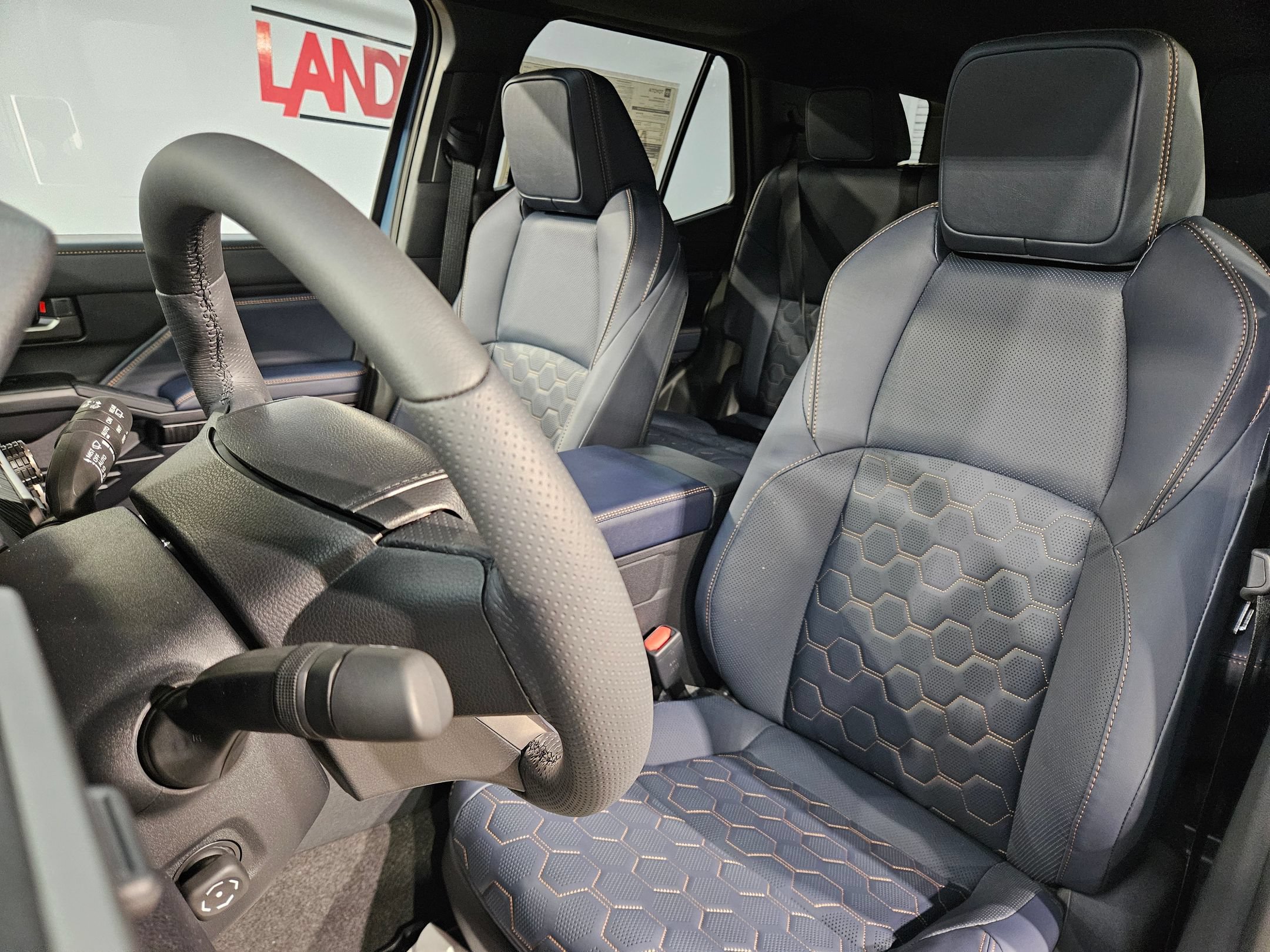New 2026 Toyota 4Runner Platinum AWD/4WD image 12