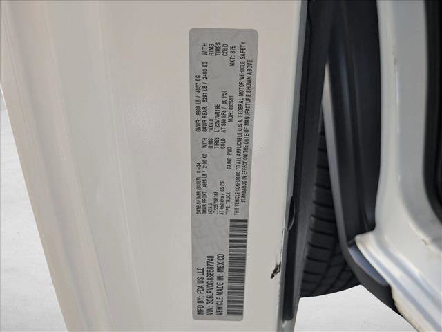 Used 2025 RAM ProMaster 2500 w/ Convenience Group FWD image 22