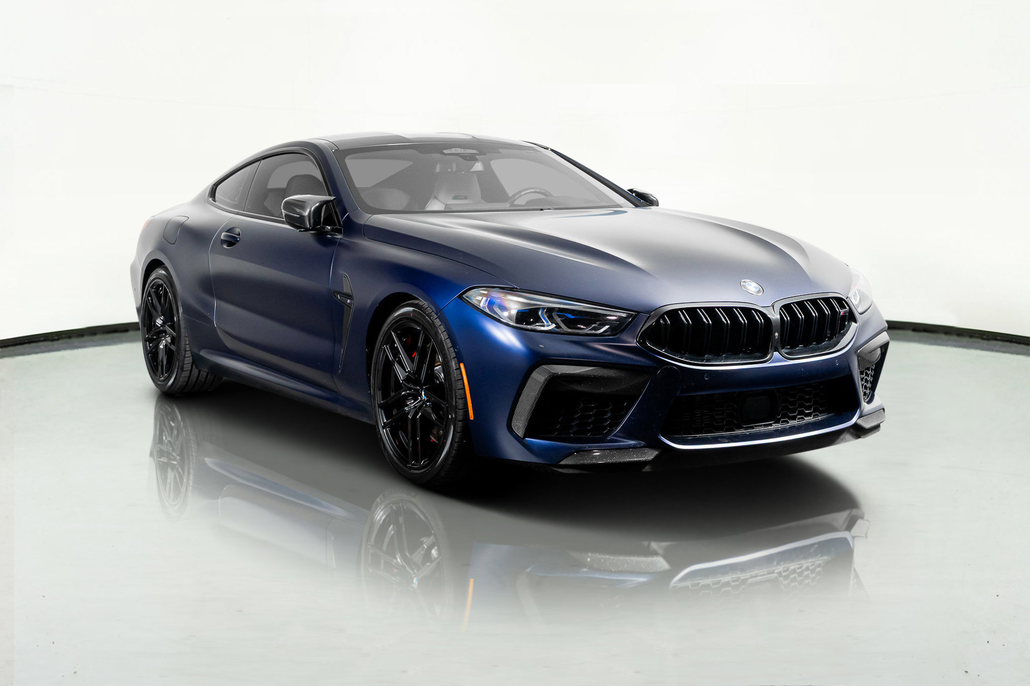 Used 2025 BMW M8 Competition w/ M Carbon Exterior Package image 4