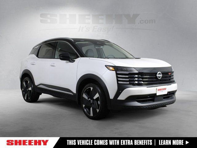 Certified 2025 Nissan Kicks SR w/ SR Premium Package AWD/4WD image 1