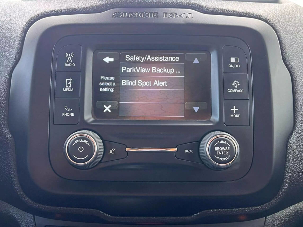 Used 2015 Jeep Renegade Trailhawk w/ Safety & Security Group I image 36