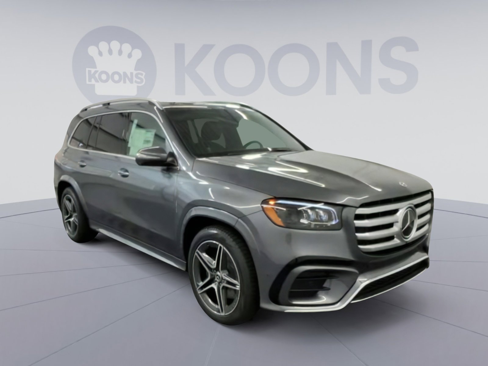 Used 2024 Mercedes-Benz GLS 450 4MATIC image 2