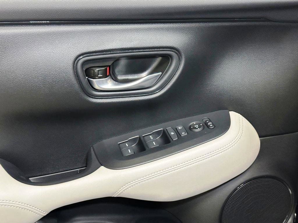 New 2026 Honda HR-V LX image 12