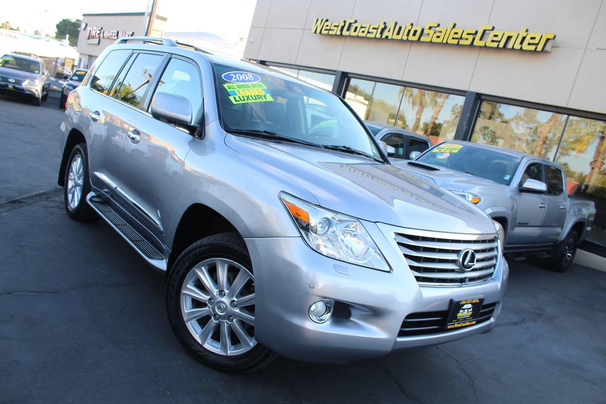 Used 2008 Lexus LX 570 4WD w/ Technology Pkg image 42