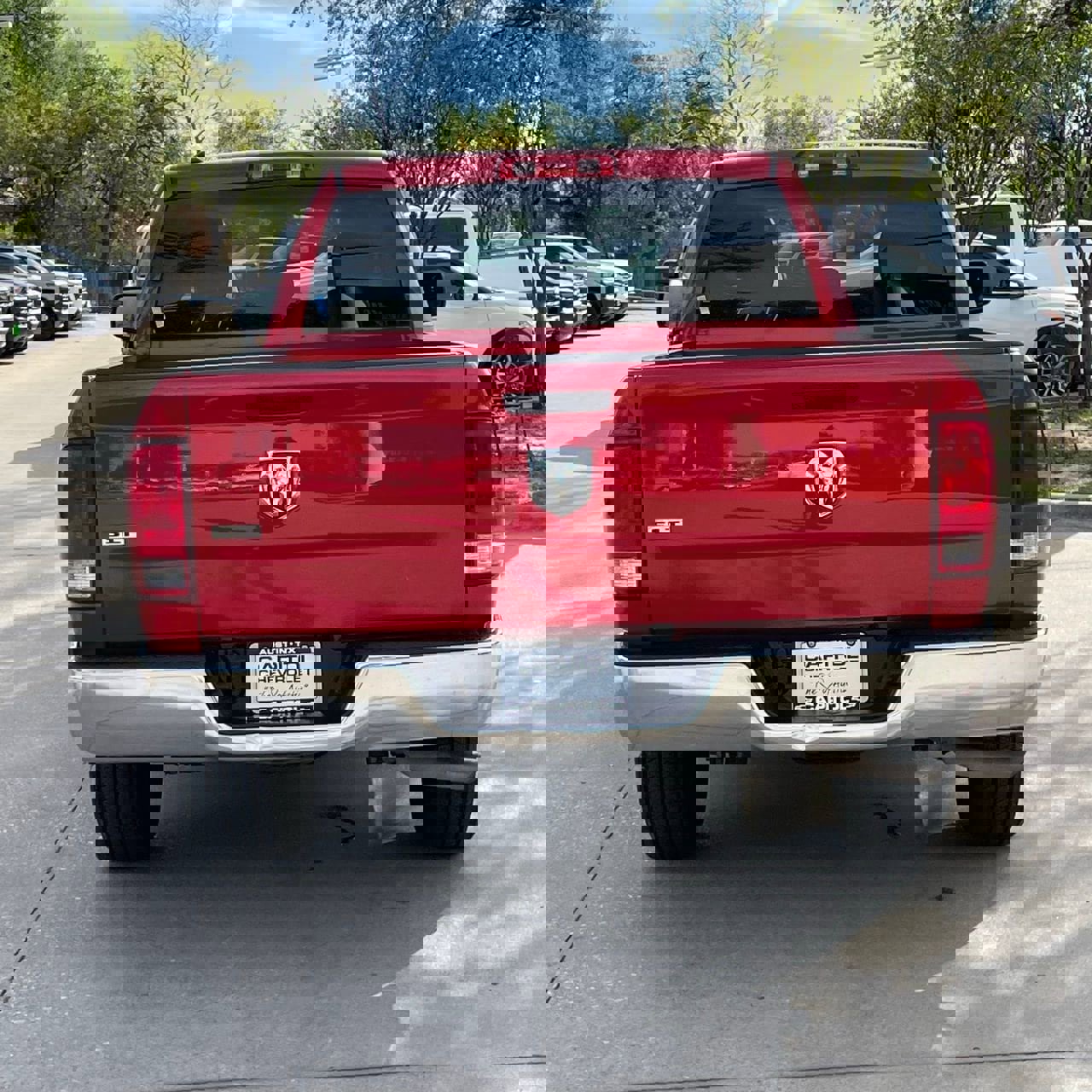 Used 2024 RAM 1500 Classic SLT image 5