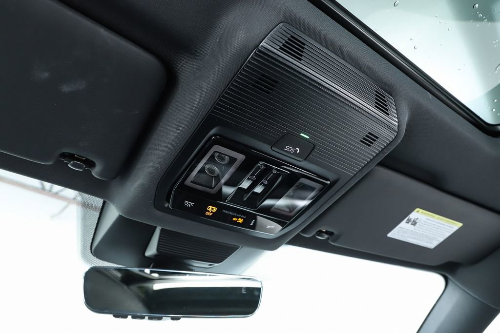 New 2026 Volkswagen Tiguan SE R-Line image 26