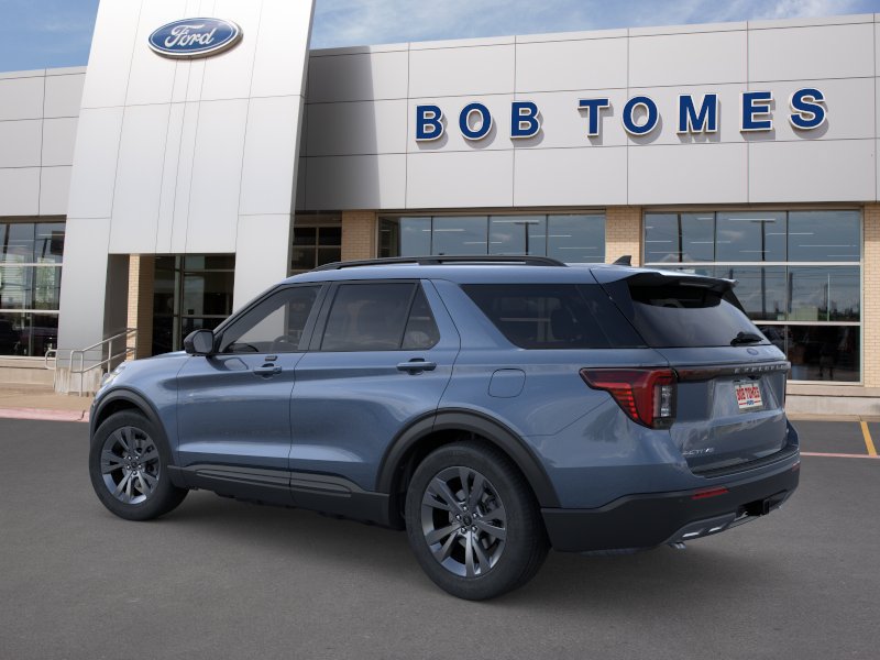 New 2026 Ford Explorer Active w/ Active Comfort Package AWD/4WD image 4
