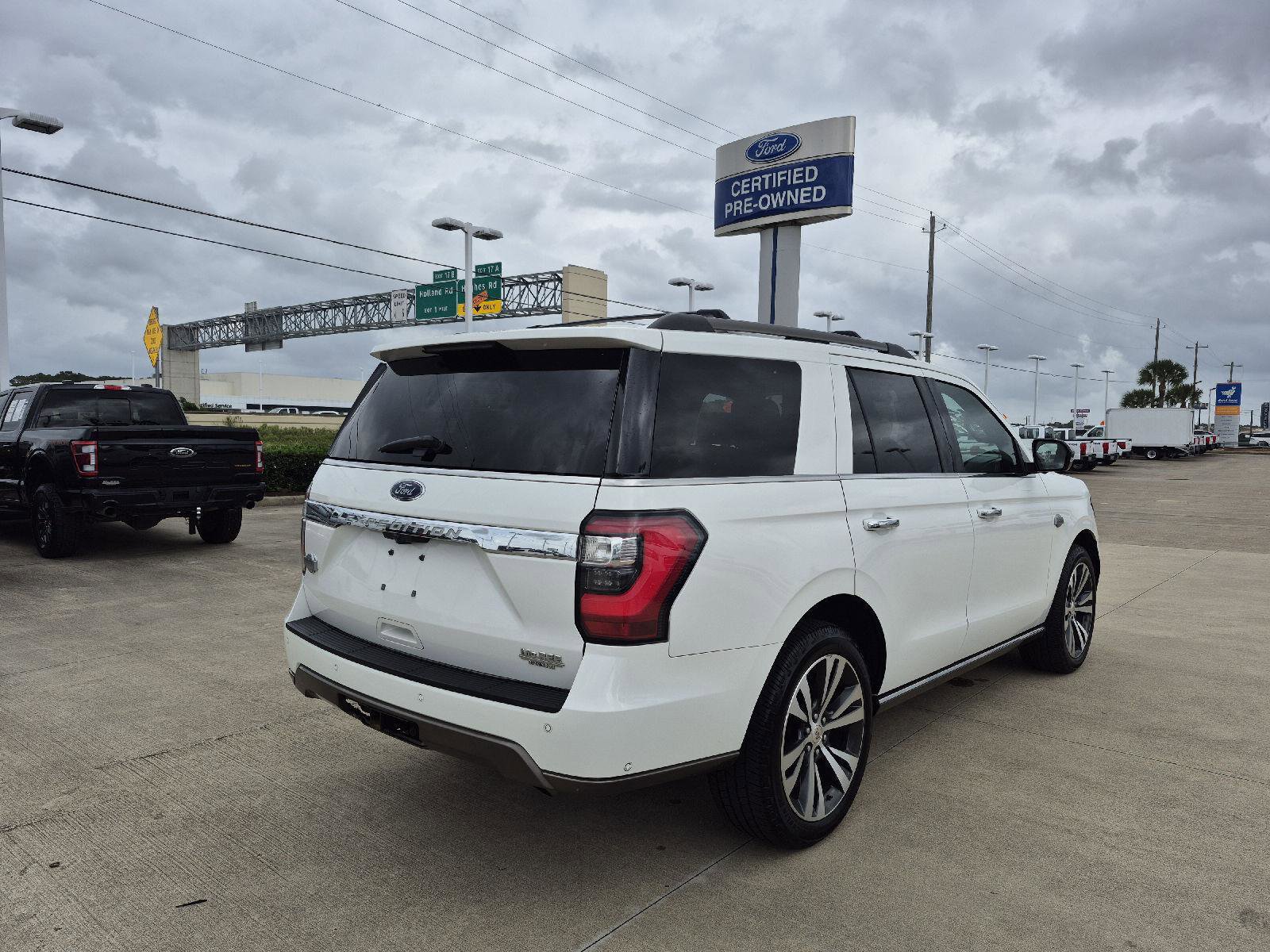 Certified 2021 Ford Expedition King Ranch w/ Cargo Package AWD/4WD image 21