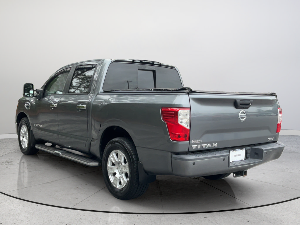 Used 2017 Nissan Titan SV RWD image 9