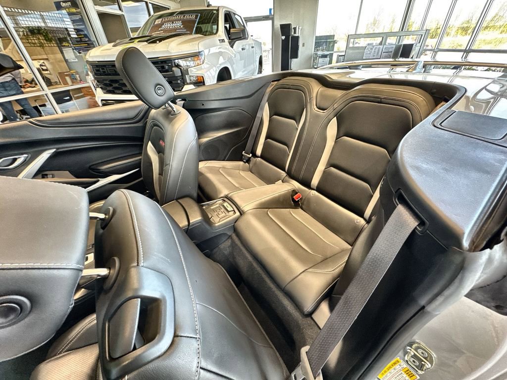 Used 2016 Chevrolet Camaro SS RWD image 23