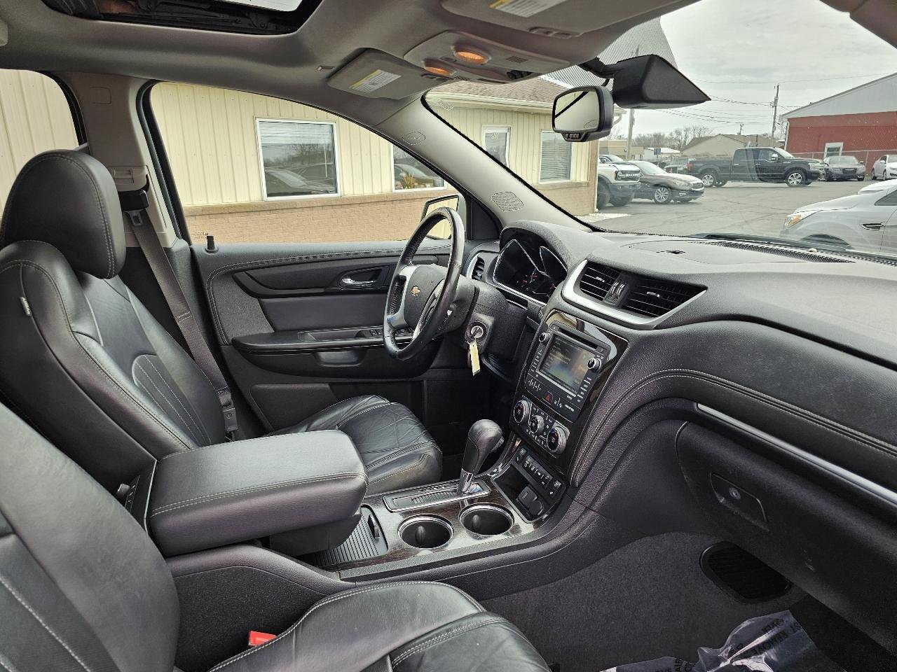 Used 2015 Chevrolet Traverse LTZ AWD/4WD image 21