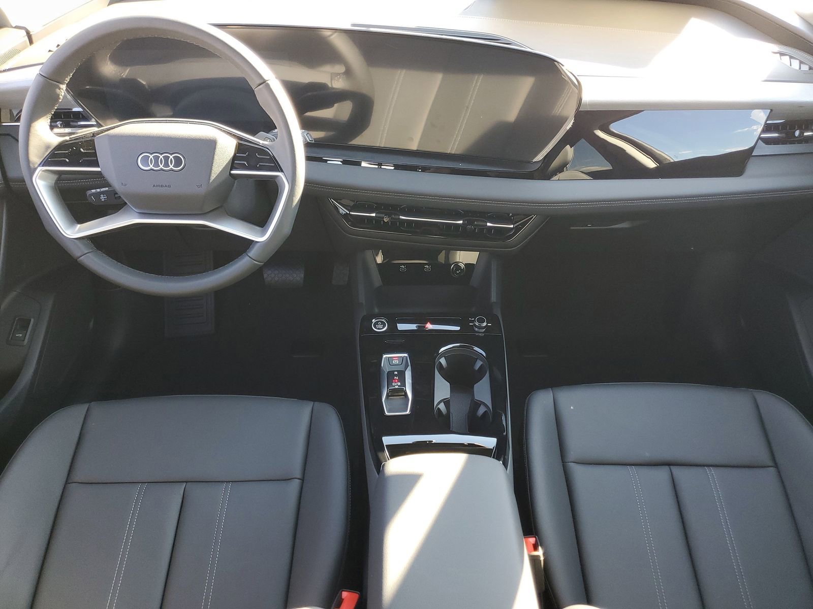 New 2025 Audi Q6 e-tron Premium image 11