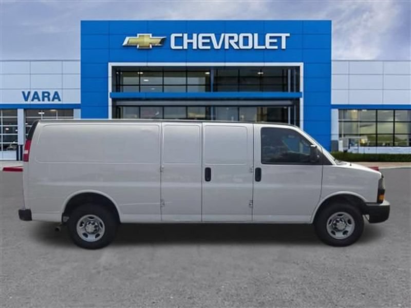 Used 2021 Chevrolet Express 2500 Extended w/ Driver Convenience Package RWD image 7