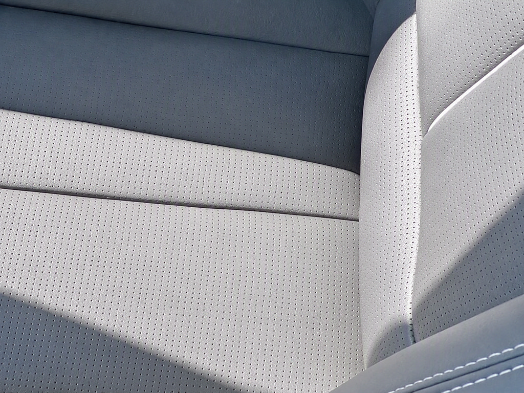 New 2025 Cadillac Optiq Sport 2 AWD/4WD image 15