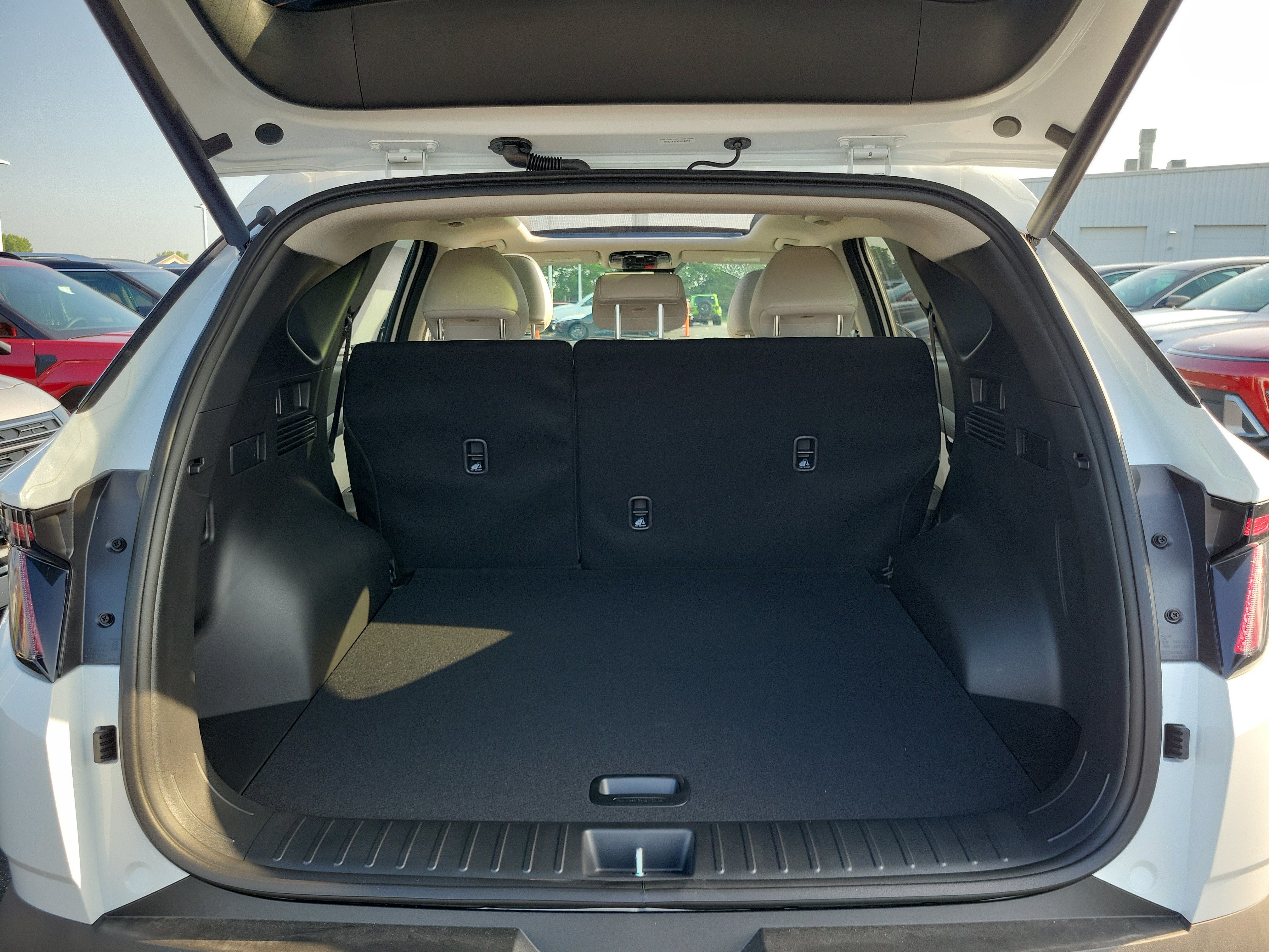 New 2026 Hyundai Tucson Limited AWD/4WD image 5